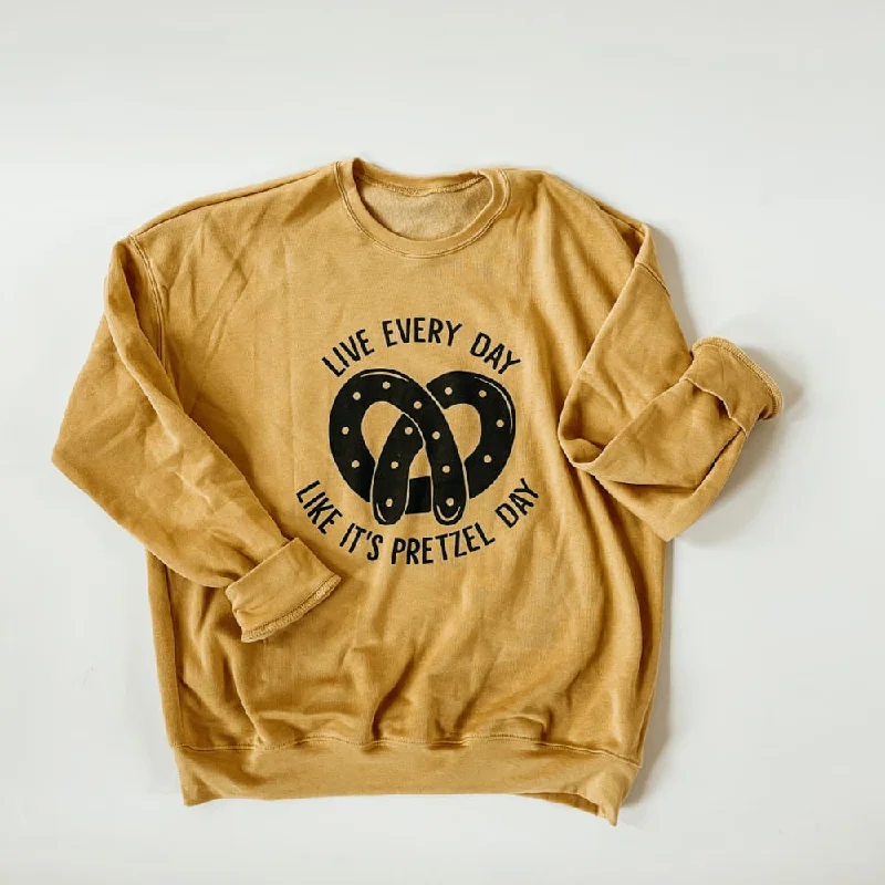 fitness hoodie for trainingThe Office - Pretzel Day Sweatshirt