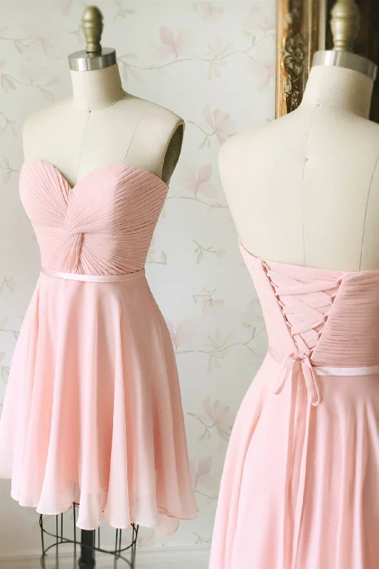 trendy dressPeach Sweetheart Twist-Front Short Bridesmaid Dress